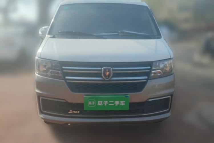 Used Jinbei Hiace X30 2024 1.5L Wealthy Van Model 2/5 Seats Front