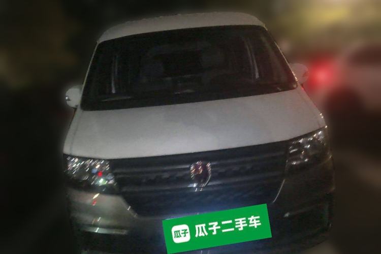 Used Jinbei Hiace X30 2024 1.5L Wealthy-Style Passenger Van 5/6/7 Seater Front