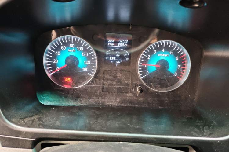 Used Jinbei Hiace X30 2024 1.5L Wealthy-Style Passenger Van 5/6/7 Seater Instrument Cluster