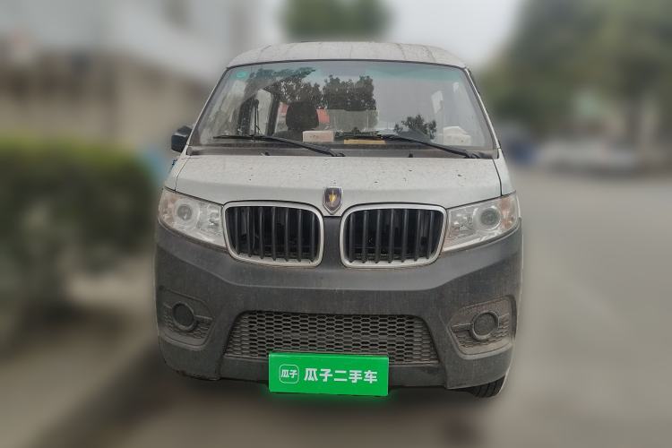 Used Jinbei Hiace X30 2024 1.5L Champion Edition Passenger Vehicle 5/6/7 Seats Front