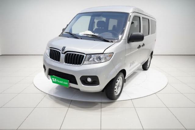 Used Jinbei Hiace X30 2024 1.5L Wealthy-Style Passenger Van 5/6/7 Seater
