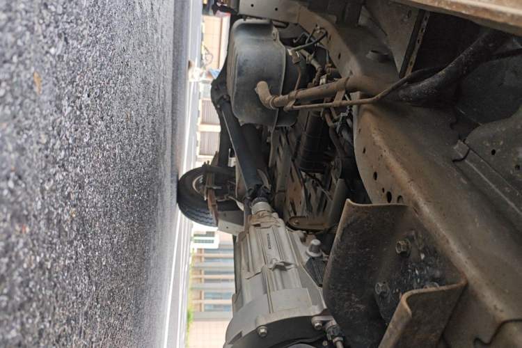 Used Jinbei Hiace X30 2024 1.5L Champion Van 2/5 Seats Chassis Front Right