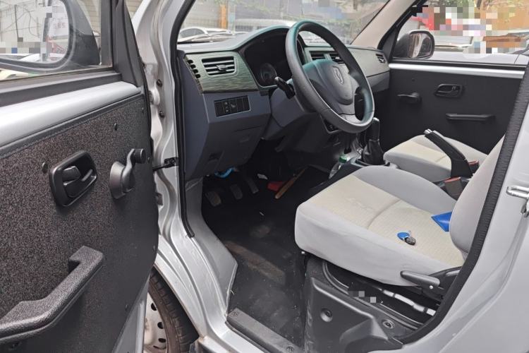 Used Jinbei Hiace X30 2024 1.5L Champion Edition Passenger Vehicle 5/6/7 Seats Driver Seat