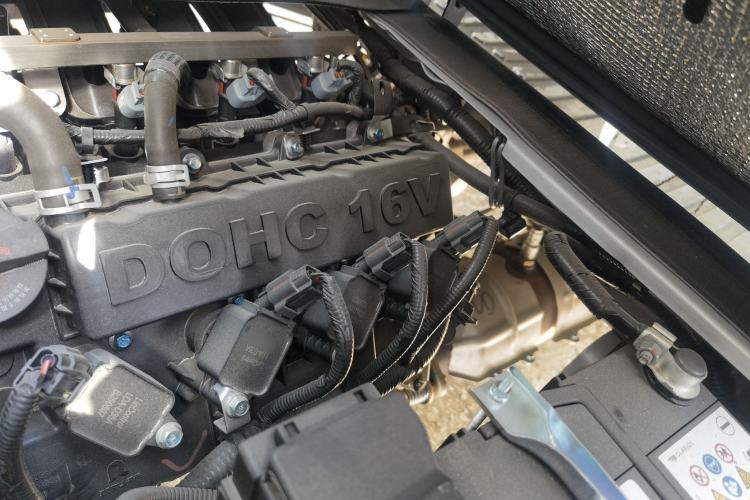 Used Jinbei Hiace X30 2024 1.5L Champion Edition Passenger Vehicle 5/6/7 Seats Engine Bay Left