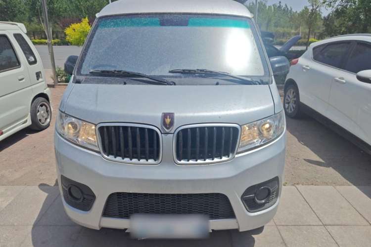 Used Jinbei Hiace X30 2024 1.5L Champion Edition Passenger Vehicle 5/6/7 Seats Exterior 1