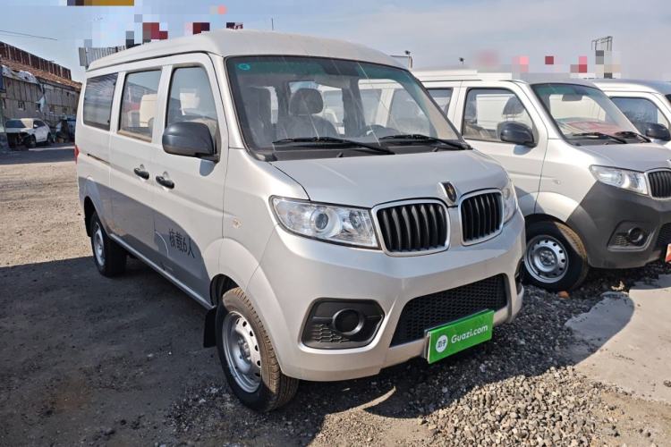 Used Jinbei Hiace X30 2024 1.5L Champion Edition Passenger Vehicle 5/6/7 Seats Exterior 1