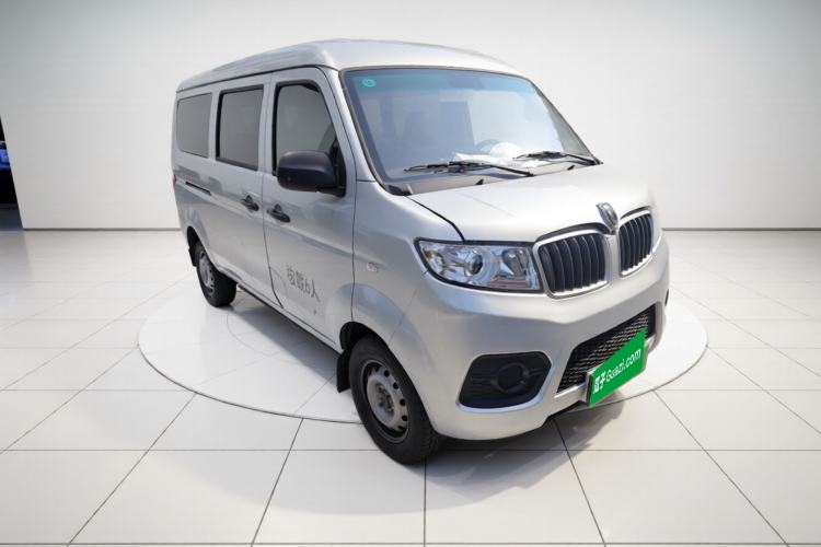 Used Jinbei Hiace X30 2024 1.5L Wealthy-Style Passenger Van 5/6/7 Seater Exterior 2