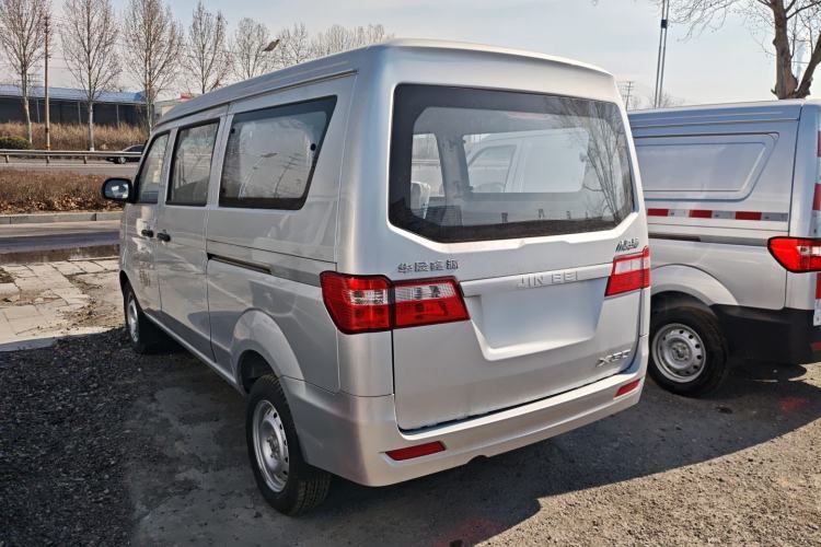 Used Jinbei Hiace X30 2024 1.5L Champion Edition Passenger Vehicle 5/6/7 Seats Exterior 2