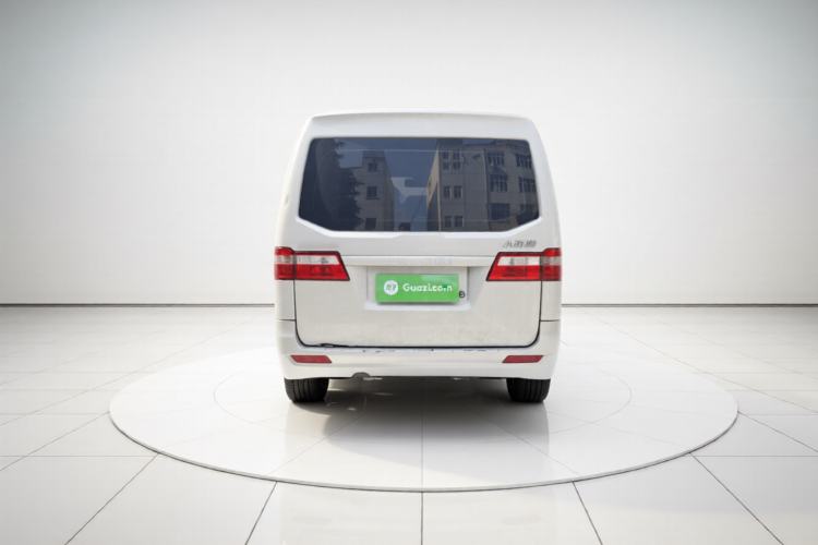 Used Jinbei Hiace X30 2024 1.5L Wealthy-Style Passenger Van 5/6/7 Seater Exterior 4