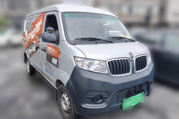 Used Jinbei Hiace X30 2024 1.5L Champion Van 2/5 Seats Front Right 45 Deg