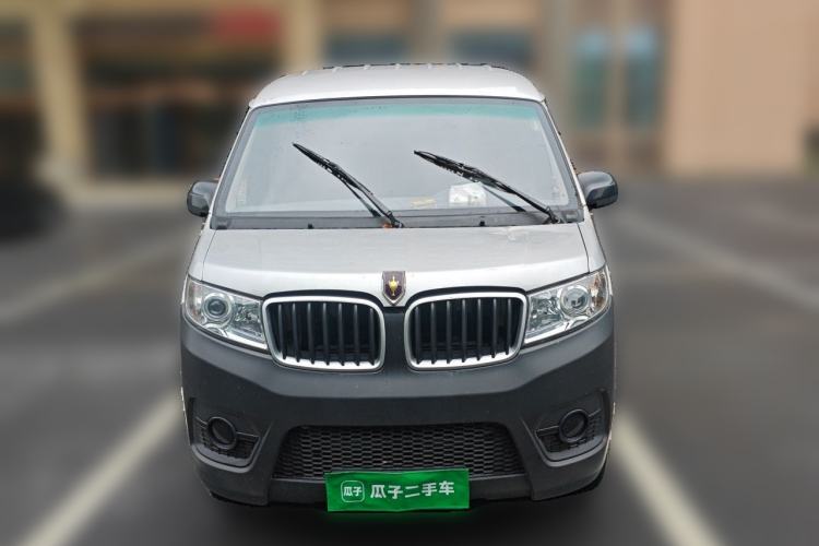 Used Jinbei Hiace X30 2024 1.5L Champion Van 2/5 Seats Front