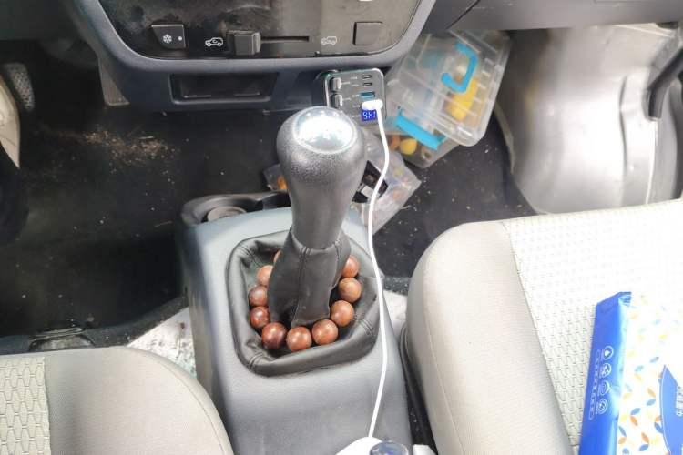 Used Jinbei Hiace X30 2024 1.5L Champion Van 2/5 Seats Gear Lever