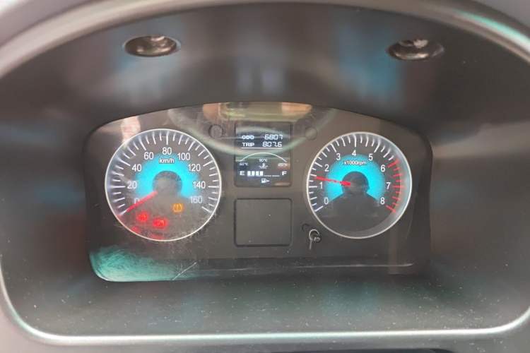 Used Jinbei Hiace X30 2024 1.5L Champion Edition Passenger Vehicle 5/6/7 Seats Instrument Cluster