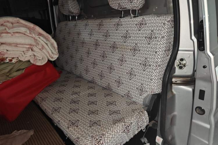 Used Jinbei Hiace X30 2024 1.5L Champion Van 2/5 Seats Left Rear Seat