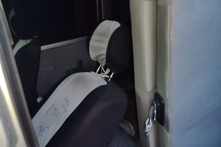 Used Jinbei Hiace X30 2024 1.5L Champion Edition Passenger Vehicle 5/6/7 Seats Left Rear Seat