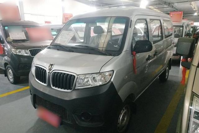 Used Jinbei Hiace X30 2024 1.5L Champion Edition Passenger Vehicle 5/6/7 Seats