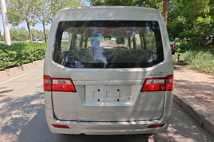 Used Jinbei Hiace X30 2024 1.5L Champion Edition Passenger Vehicle 5/6/7 Seats Rear