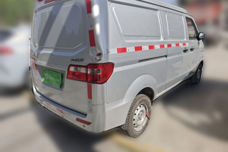 Used Jinbei Hiace X30 2024 1.5L Champion Van 2/5 Seats Rear Right 45 Deg