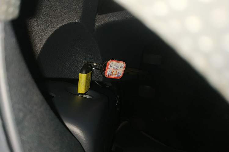 Used Jinbei Hiace X30 2024 1.5L Champion Edition Passenger Vehicle 5/6/7 Seats Vehicle Key