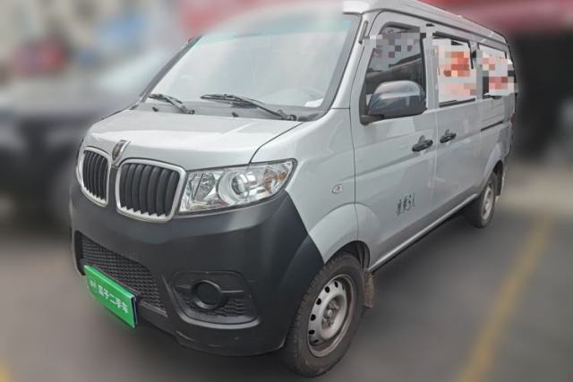 Used Jinbei Hiace X30 2024 1.5L Champion Edition Passenger Vehicle 5/6/7 Seats