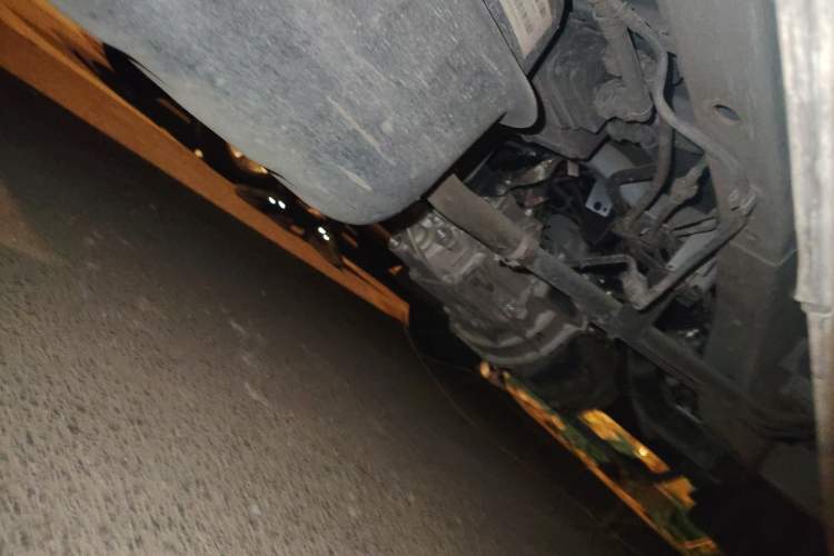 Used Jinbei Hiace X30  Chassis Rear Right
