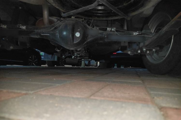 Used Jinbei Hiace X30 2024 1.5L Champion Edition Passenger Vehicle 5/6/7 Seats Chassis Rear