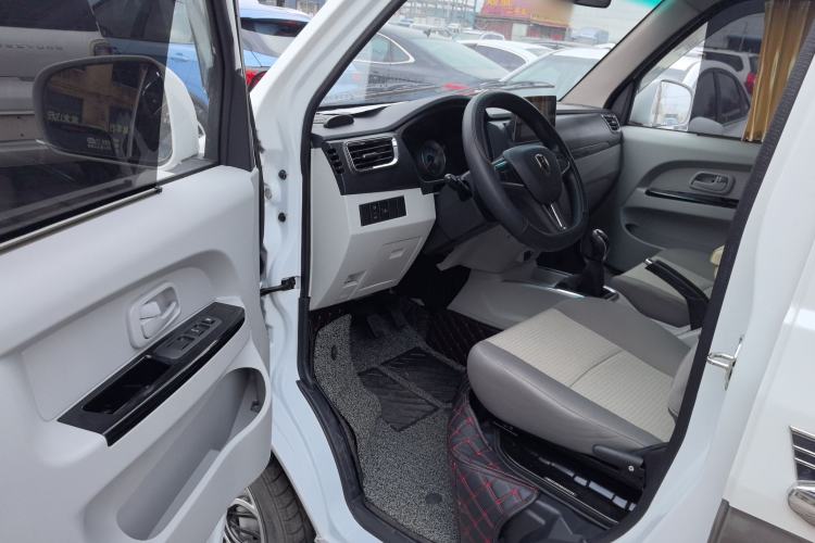 Used Jinbei Hiace X30 2024 1.5L Wealthy-Style Passenger Van 5/6/7 Seater Driver Seat