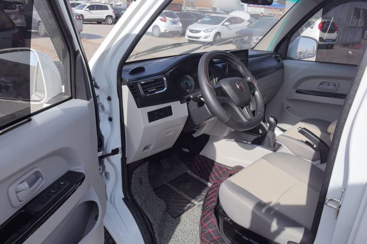 Used Jinbei Hiace X30 2024 1.5L Wealthy-Style Passenger Van 5/6/7 Seater Driver Seat