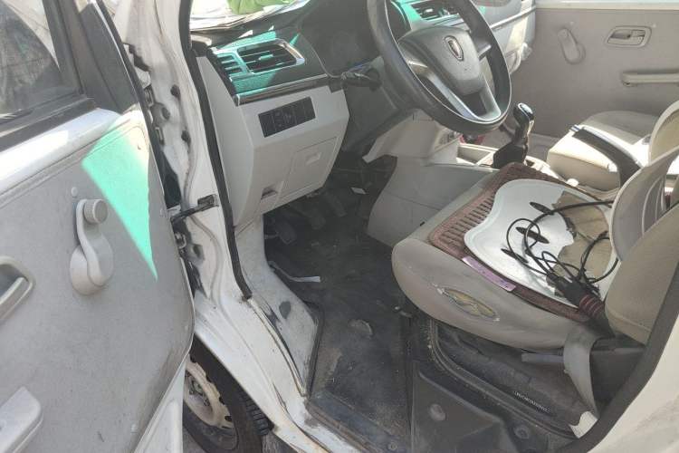 Used Jinbei Hiace X30 2024 1.5L Champion Van 2/5 Seats Driver Seat