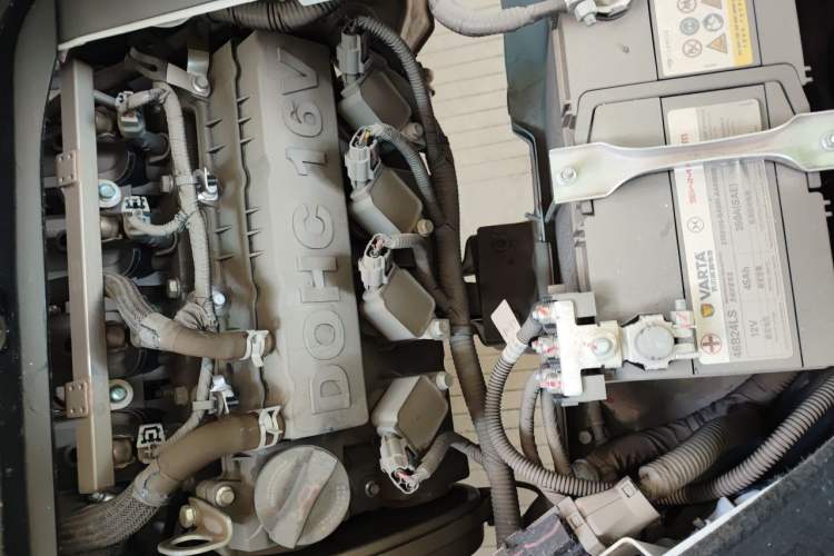 Used Jinbei Hiace X30 2024 1.5L Champion Edition Passenger Vehicle 5/6/7 Seats Engine Bay Left