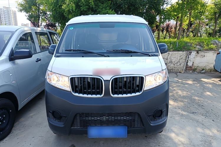 Used Jinbei Hiace X30 2024 1.5L Champion Van 2/5 Seats Front