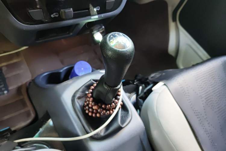 Used Jinbei Hiace X30 2024 1.5L Champion Edition Passenger Vehicle 5/6/7 Seats Gear Lever