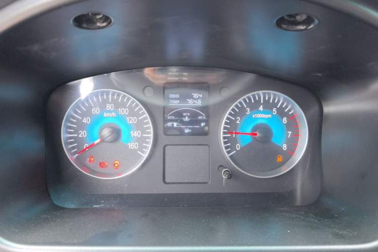 Used Jinbei Hiace X30 2024 1.5L Wealthy-Style Passenger Van 5/6/7 Seater Instrument Cluster