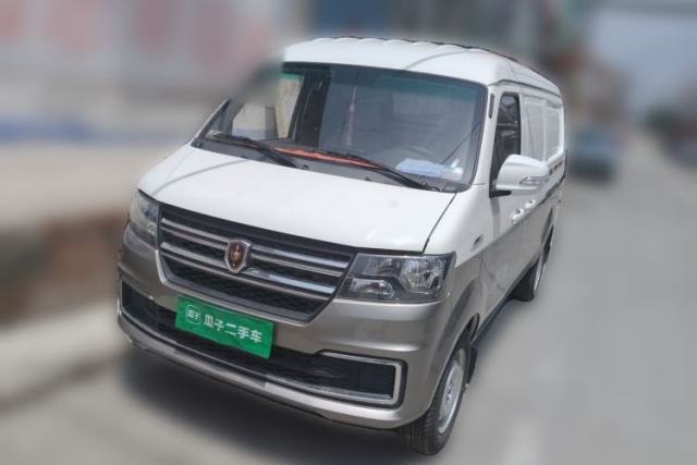 Used Jinbei Hiace X30 2024 1.5L Wealthy Van Model 2/5 Seats with Front-Mounted Air Conditioning
