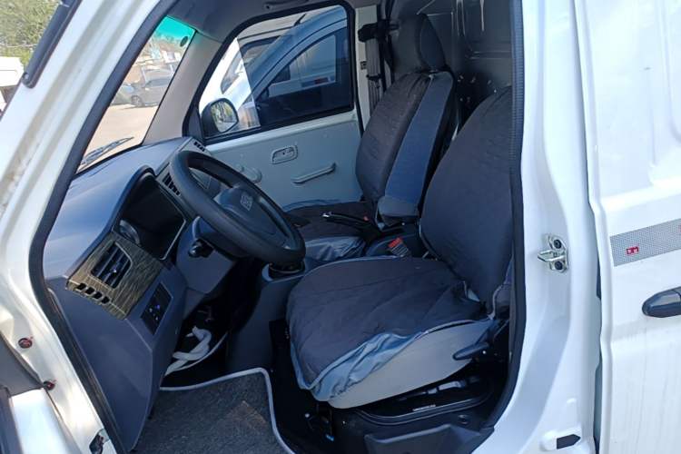 Used Jinbei Hiace X30 2024 1.5L Champion Van 2/5 Seats Left Front Seat
