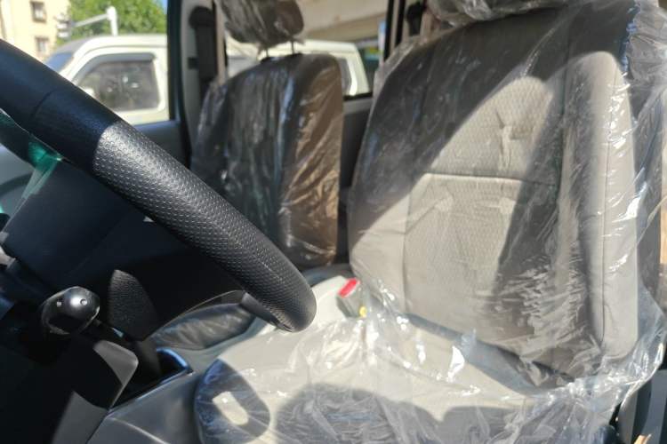 Used Jinbei Hiace X30 2024 1.5L Wealthy-Style Passenger Van 5/6/7 Seater Left Front Seat
