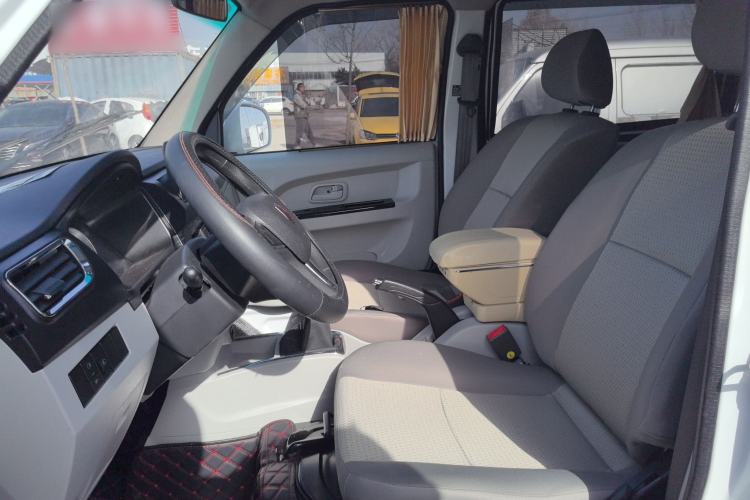 Used Jinbei Hiace X30 2024 1.5L Wealthy-Style Passenger Van 5/6/7 Seater Left Front Seat