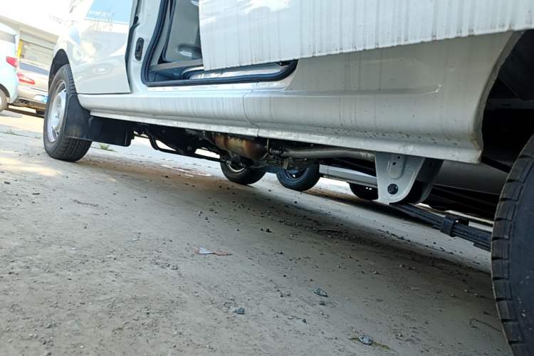 Used Jinbei Hiace X30 2024 1.5L Champion Van 2/5 Seats Left Side Sill