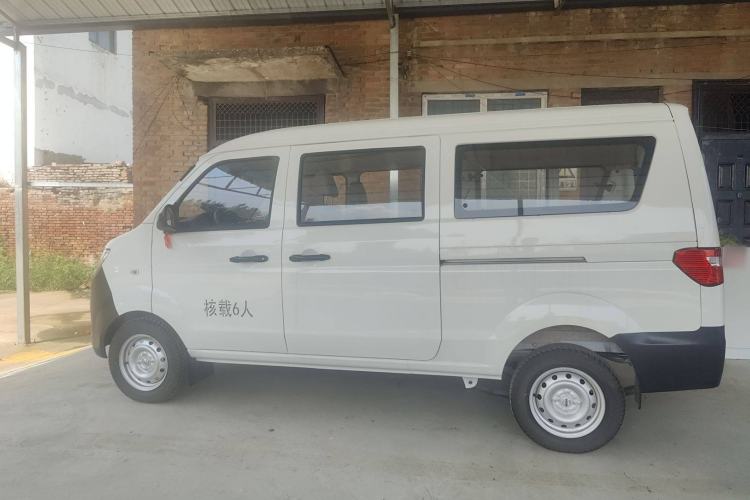 Used Jinbei Hiace X30 2024 1.5L Champion Edition Passenger Vehicle 5/6/7 Seats Left Side