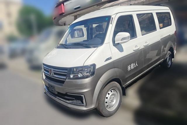 Used Jinbei Hiace X30 2024 1.5L Wealthy-Style Passenger Van 5/6/7 Seater