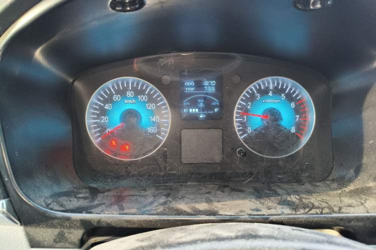 Used Jinbei Hiace X30 2024 1.5L Champion Van 2/5 Seats Odometer Close Up
