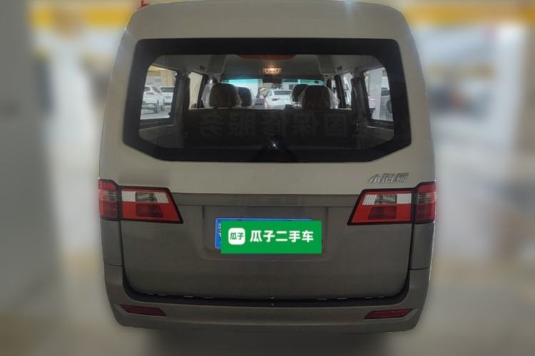Used Jinbei Hiace X30 2024 1.5L Wealthy-Style Passenger Van 5/6/7 Seater Rear
