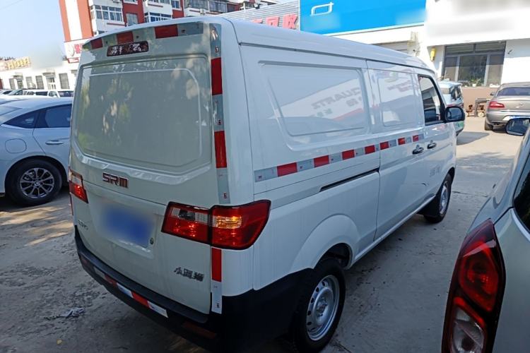 Used Jinbei Hiace X30 2024 1.5L Champion Van 2/5 Seats Rear Right 45 Deg