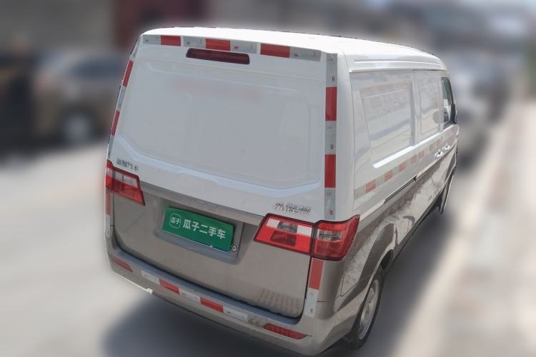 Used Jinbei Hiace X30 2024 1.5L Wealthy Van Model 2/5 Seats with Front-Mounted Air Conditioning Rear Right 45 Deg