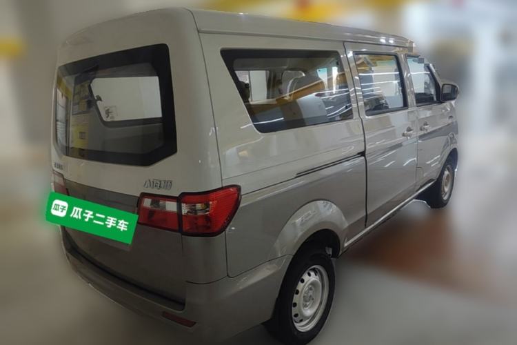 Used Jinbei Hiace X30 2024 1.5L Wealthy-Style Passenger Van 5/6/7 Seater Rear Right 45 Deg