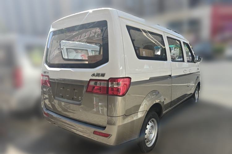 Used Jinbei Hiace X30 2024 1.5L Wealthy-Style Passenger Van 5/6/7 Seater Rear Right 45 Deg