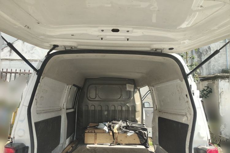 Used Jinbei Hiace X30 2024 1.5L Champion Van 2/5 Seats Trunk