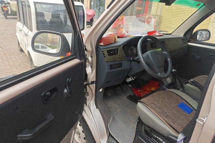 Used Jinbei Hiace X30 2024 1.5L Wealthy Van Model 2/5 Seats Driver Seat