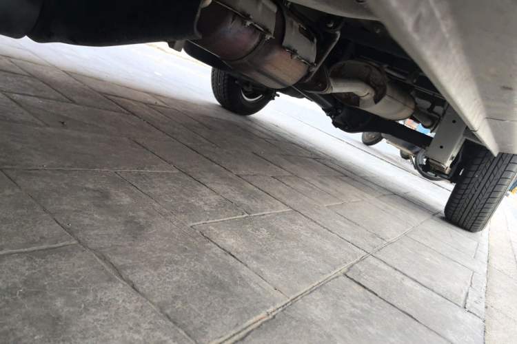 Used Jinbei Hiace X30  Chassis Front Left