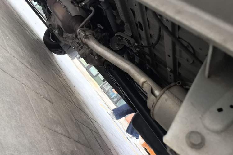 Used Jinbei Hiace X30  Chassis Rear Left